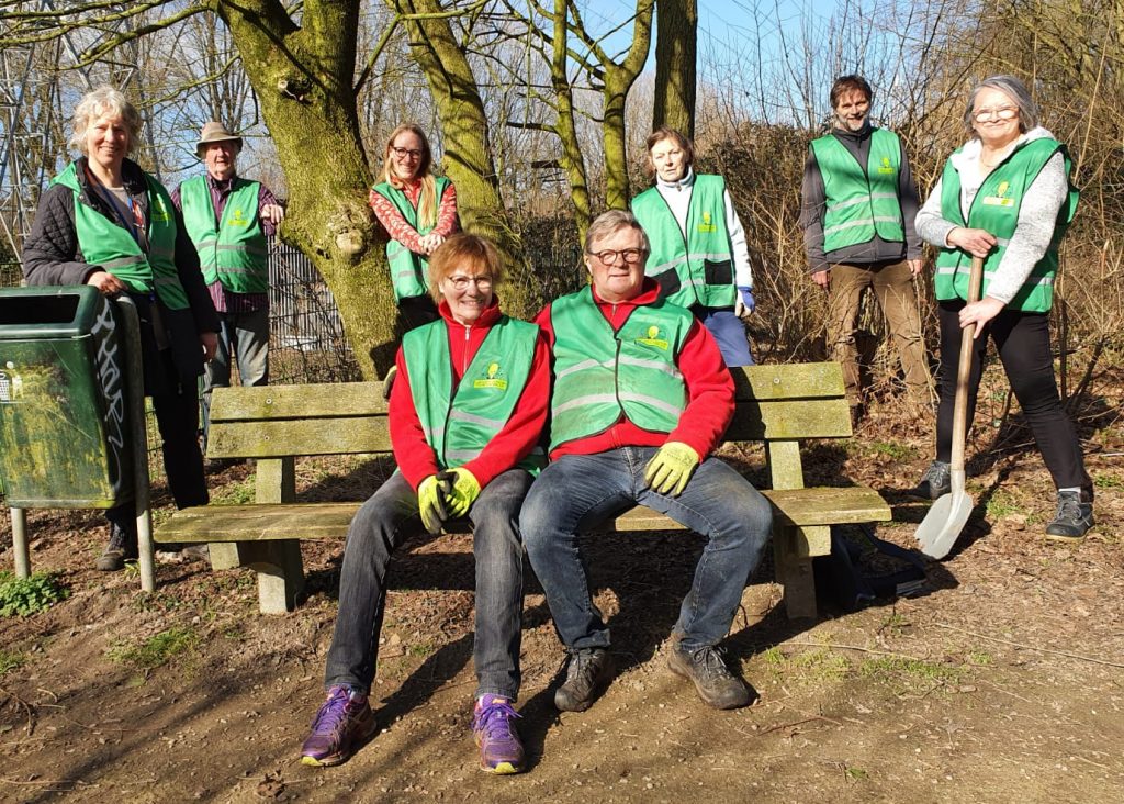 leden van de groengroep in wijkpark Maarssenbroek